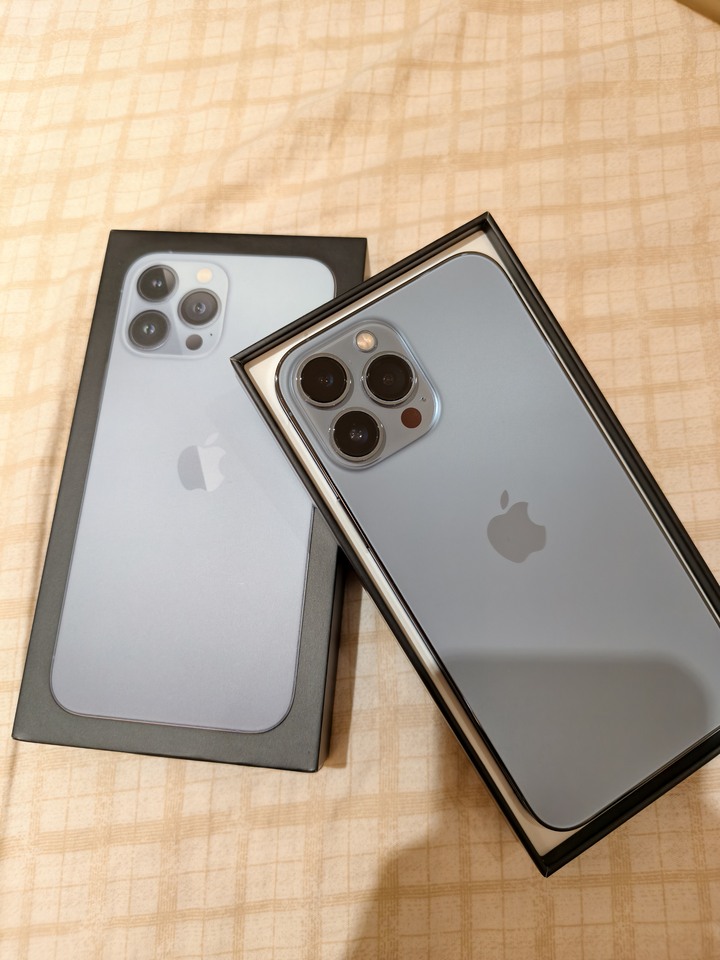 iPhone 13 Pro Max 天峰藍 256g 外觀不錯