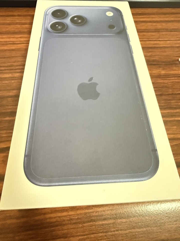 售 Apple iPhone 17 Pro Max (1T) 藍未拆