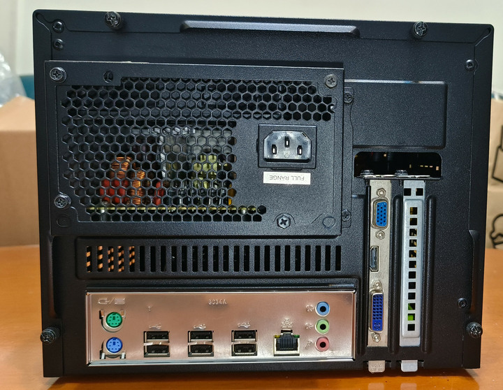 CM Elite 110 半套主機 E5-2660v2 10核20緒 X79G + 64G (只缺硬碟)