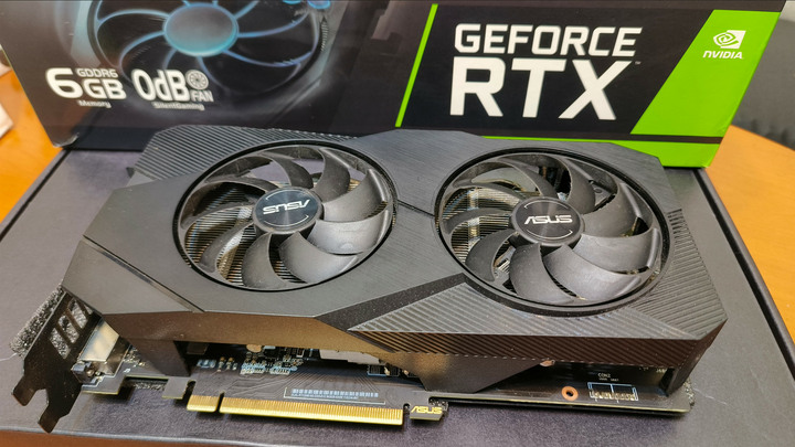 華碩  ASUS GeForce RTX™ 2060 6G  (DUAL-RTX2060-6G-EVO) 
