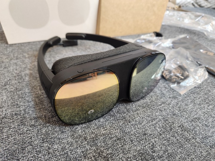〔出售〕hTC VIVE Flow 元宇宙 AR眼鏡 AR裝置 虛擬實境
