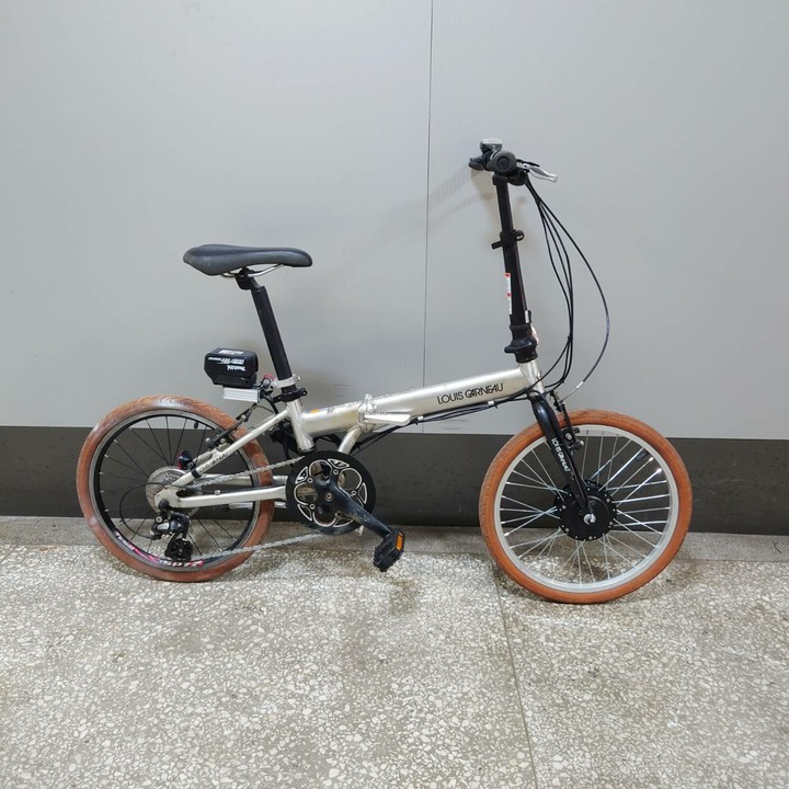 Louis Garneau 20"八速小折 (eKits套件,使用Makita 牧田電池)