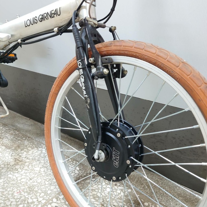 Louis Garneau 20"八速小折 (eKits套件,使用Makita 牧田電池)