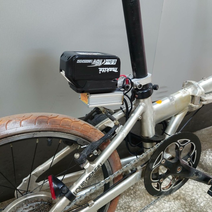Louis Garneau 20"八速小折 (eKits套件,使用Makita 牧田電池)