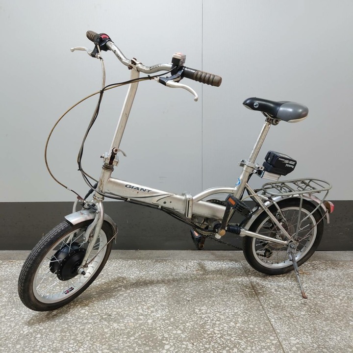 16" Giant FD606 (eKits套件,使用Makita 牧田電池)