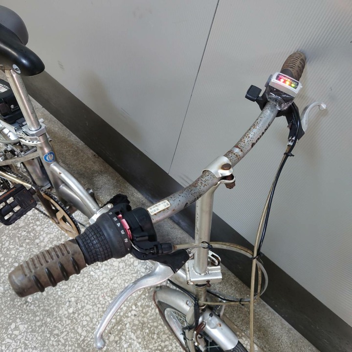 16" Giant FD606 (eKits套件,使用Makita 牧田電池)