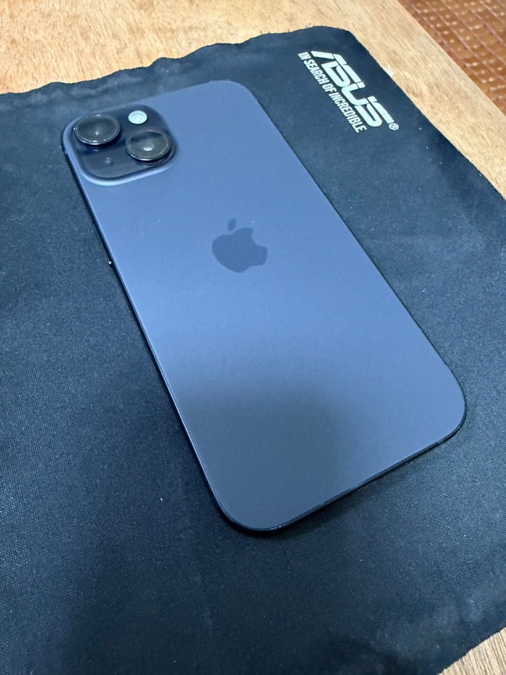 iPhone 15 256G 黑色