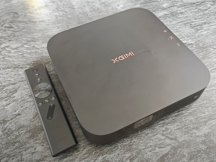 極米 XGIMI NEW Z6X 智慧投影機 新北汐止可面交