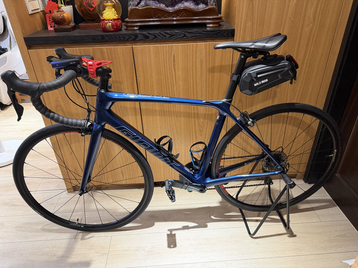 2020年 GIANT TCR ADVANCED 1 KOM