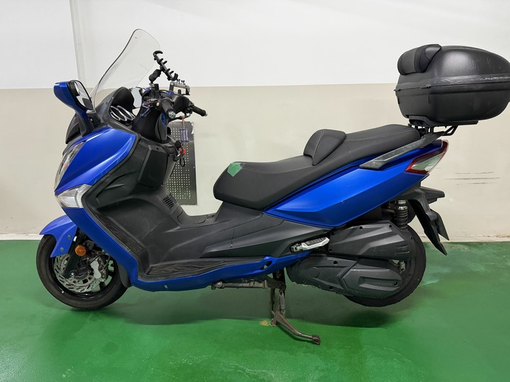 2015 SYM GTS300i ABS
