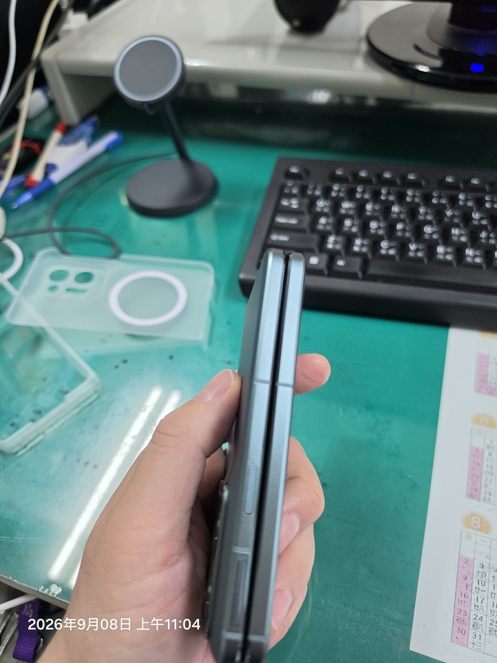 OPPO Find N2 綠色