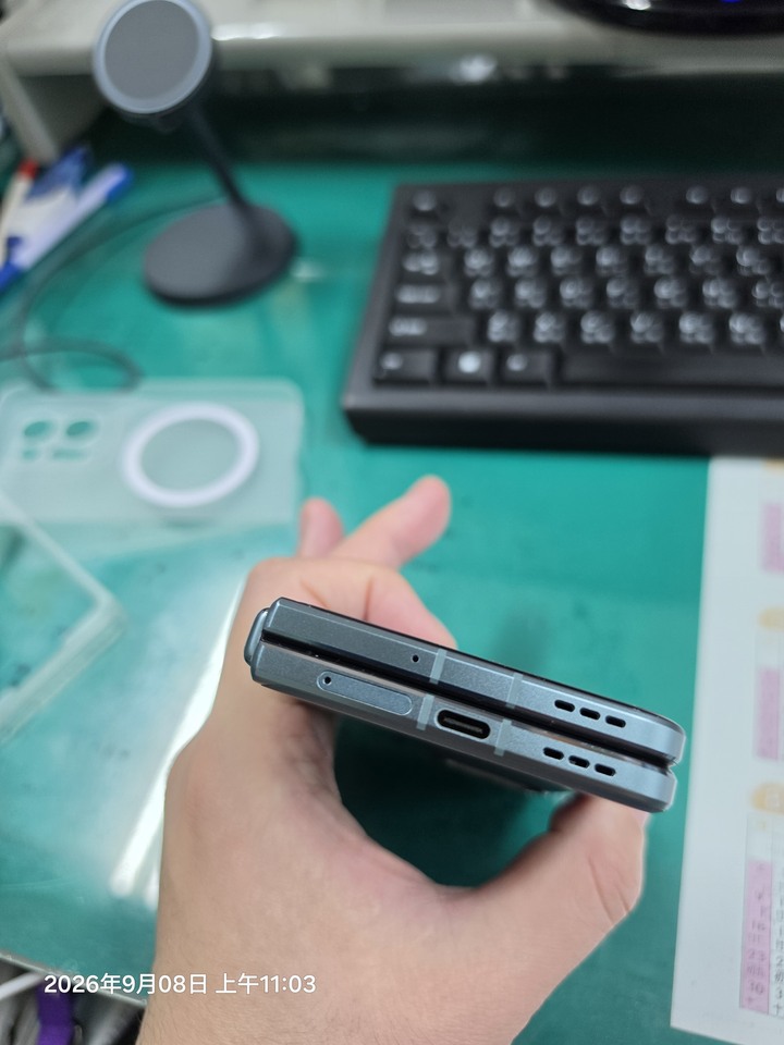 OPPO Find N2 綠色