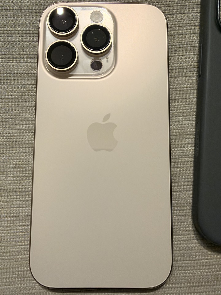Apple iPhone 16 Pro 256G 沙漠色鈦金屬