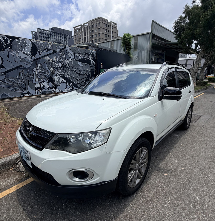 Outlander 2.4WD