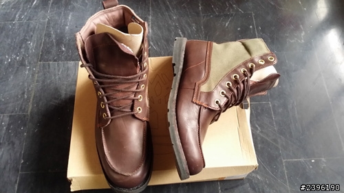 TIMBERLAND 全新男鞋原價6900特價出賣