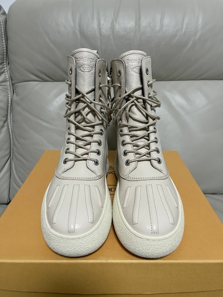 TOD’S & MONCLER限量聯名款牛皮高筒休閒鞋100%原廠公司貨！支持驗貨！超低賠本出售！