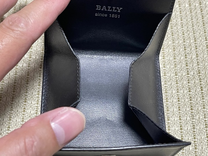 二手 8成新 BALLY牛皮零錢包100%原廠公司貨！支持驗貨！