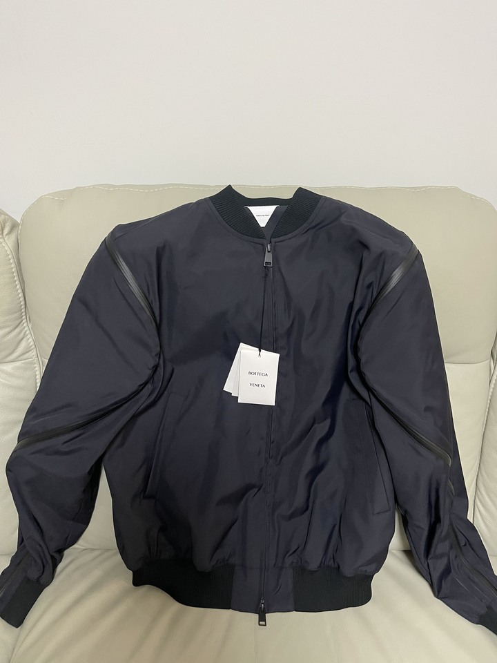 BV新款外套100%原廠公司貨！支持驗貨！超低賠本出售！