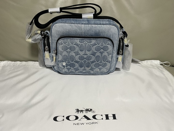 COACH專櫃爆款單寧斜背包100%原廠公司貨!支持驗貨!超低賠本出售!