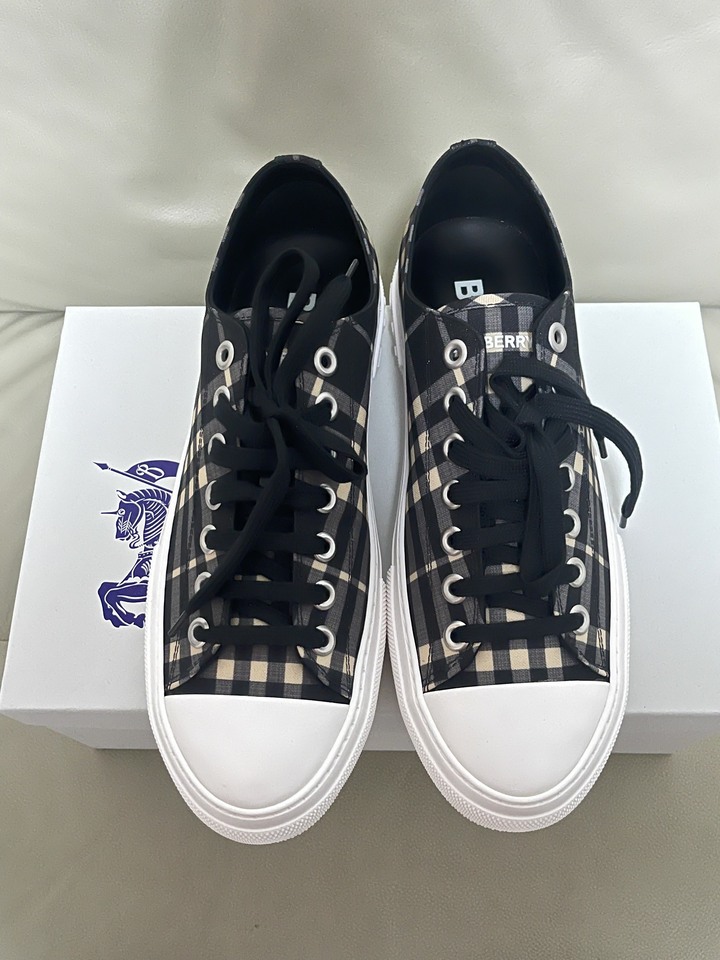 BURBERRY新款休閒鞋100%原廠公司貨！支持驗貨！超低賠本出售！