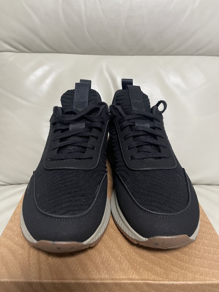 BOSS彈性布面運動鞋100%原廠公司貨！支持驗貨！超低賠本出售！