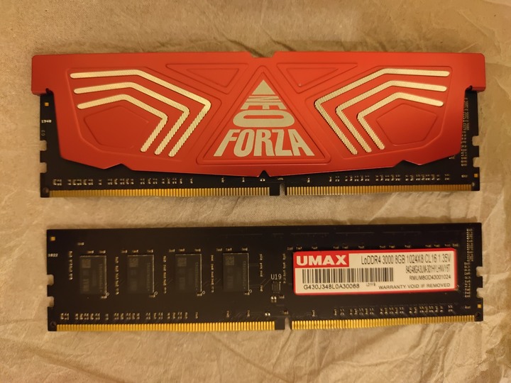 DDR4-3000+ 16G（8G*2） 雙通道記憶體