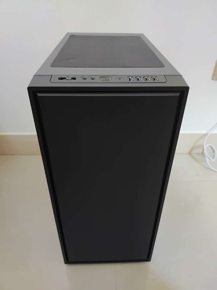 風扇可調速io的靜音型電腦機殼+500W電源