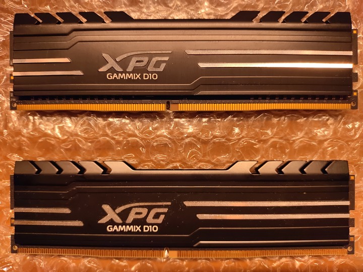 威剛 XPG D10 DDR4-3200 16G雙通道記憶體
