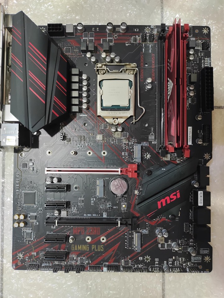 intel九代超頻半套電腦 Z390+9600K+D4-3200