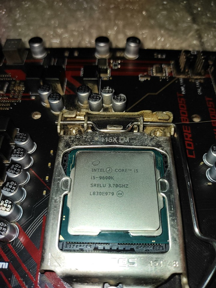 intel九代超頻半套電腦 Z390+9600K+D4-3200
