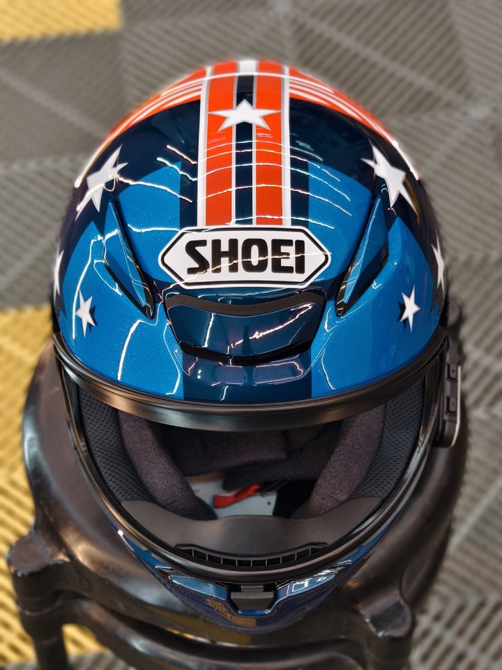 Shoei Z8 Marquez American