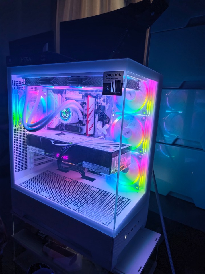 電競主機 9800x3d 9850x3d 265k 7800X3D ssd 1tb b650 b850 DDR5 32GB 850W 5070 RTX 5080
