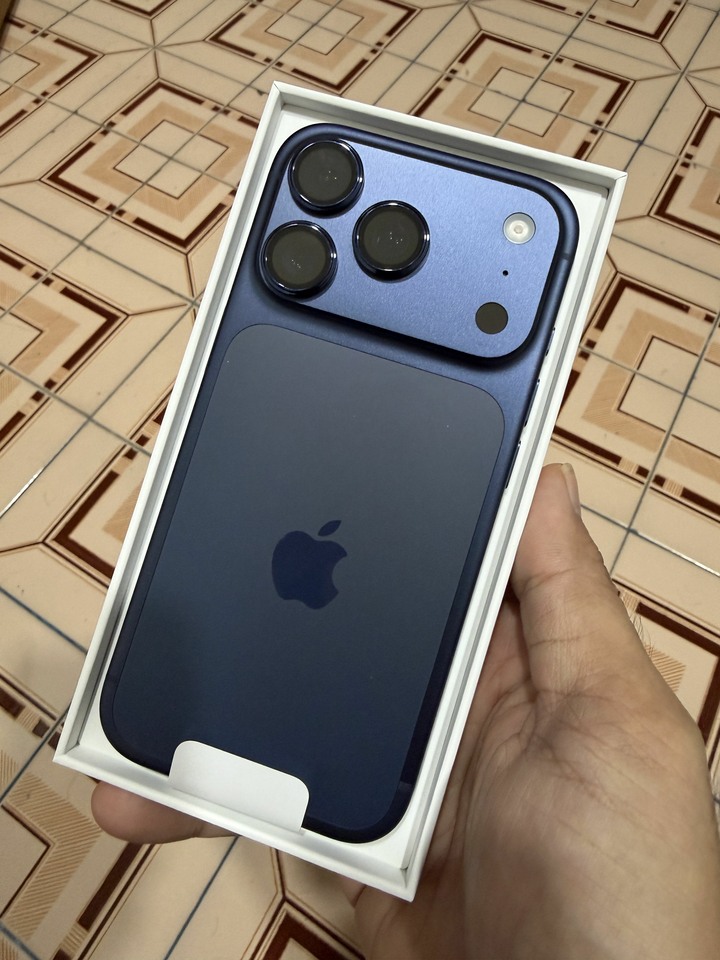 賣iPhone 17 Pro 256 藍，只拆封未啟用