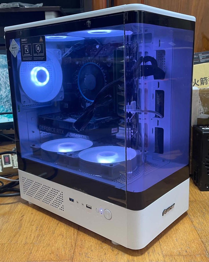 【賣福氣主機】→ I5 12400F+RTX 4060 8G 遊戲主機