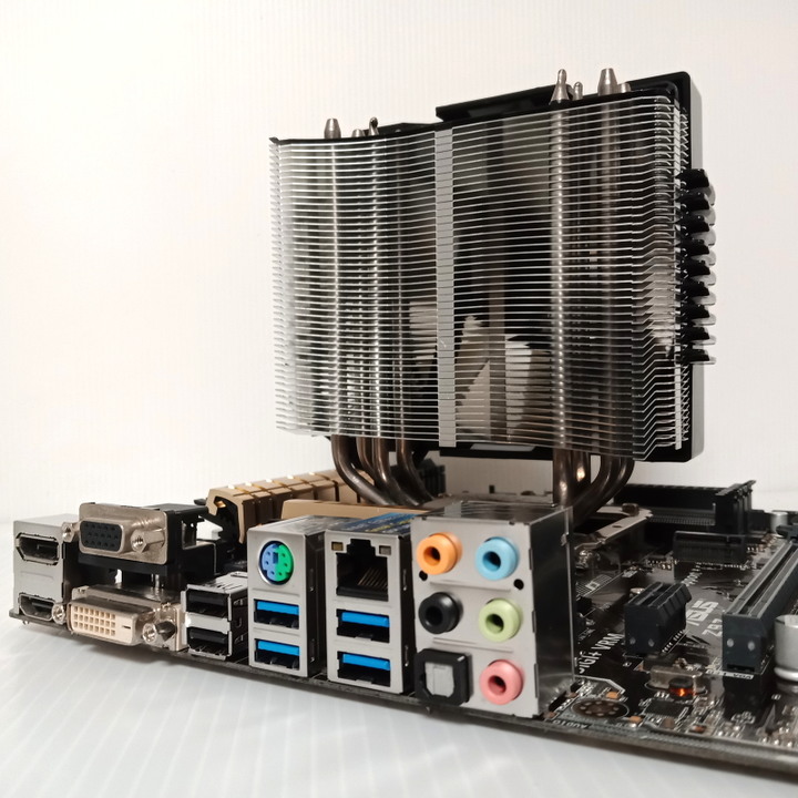 1150腳位 實體拍攝 頂級 ASUS Z97-A + i7-4790 + 32G記憶體 附後擋板/塔式散熱器