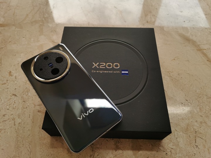 近全新台灣公司貨 三年延長保固＋兩年碎屏險 VIVO X200 海洋之心