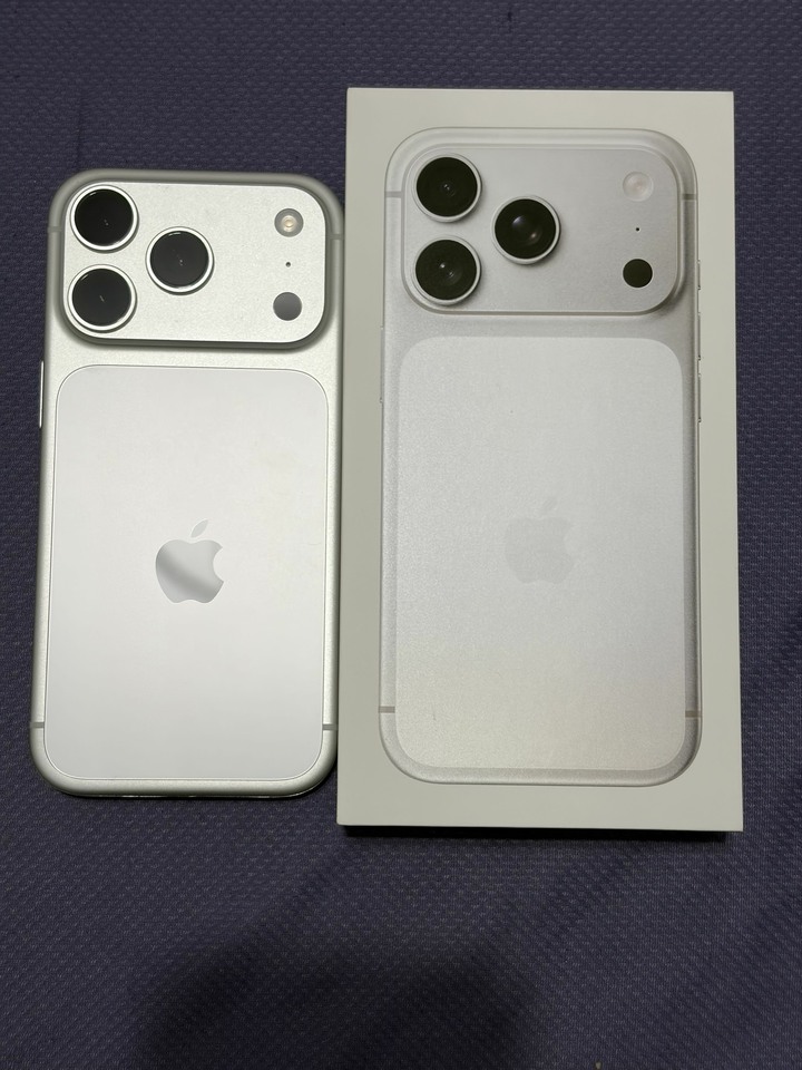 iPhone 17 pro 256G 銀色 保固2027/3/26