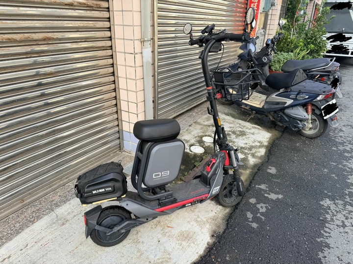 售一手 ZT3 PRO 電動滑板車