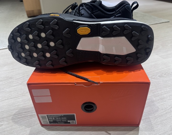 NIKE Sacai x Nike Zegamadome "Black" HQ8618-001 US10.5