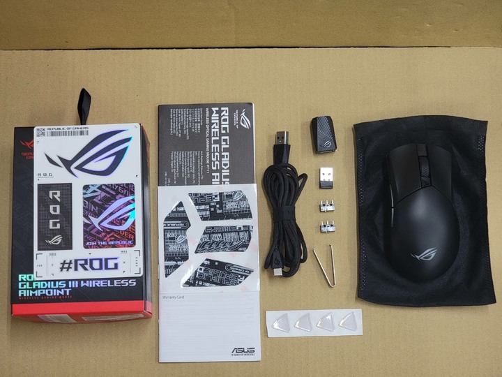 ASUS ROG 華碩 Gladius III Wireless AIMPOINT 無線三模電競滑鼠(黑色款)