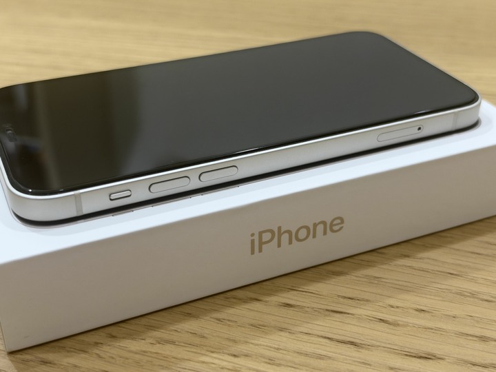 iPhone 12 128G 白色