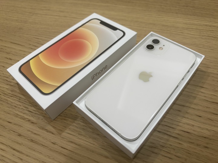 iPhone 12 128G 白色