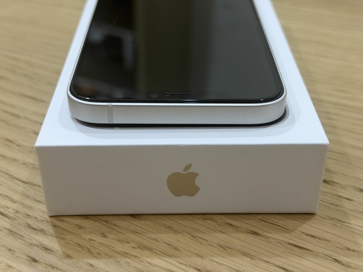 iPhone 12 128G 白色