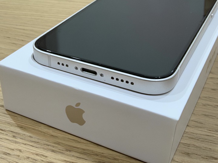 iPhone 12 128G 白色