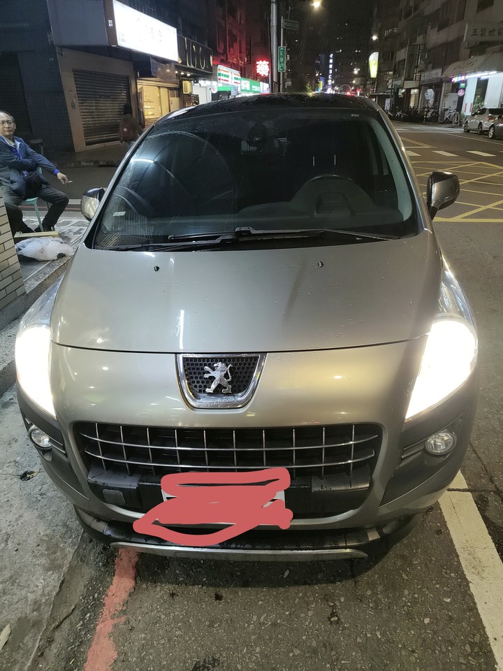 2010 PEUGEOT 30081.6 EHDI柴油頂級版