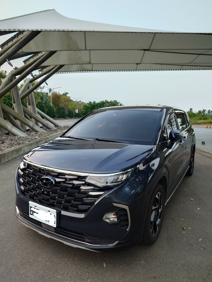 Hyundai custin GLT-A 1.5深藍色