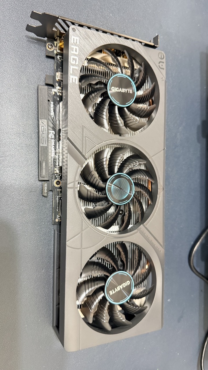 Gigabyte GeForce RTX™ 4060 EAGLE OC 8G