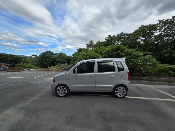 超低哩程2004Suzuki Solio Nippy 只跑8萬