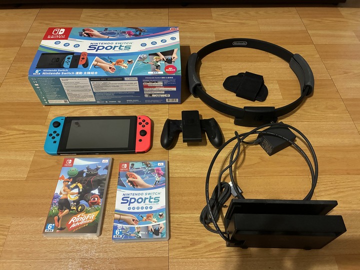 【二手超值組】初代任天堂 Switch（附雙運動遊戲）