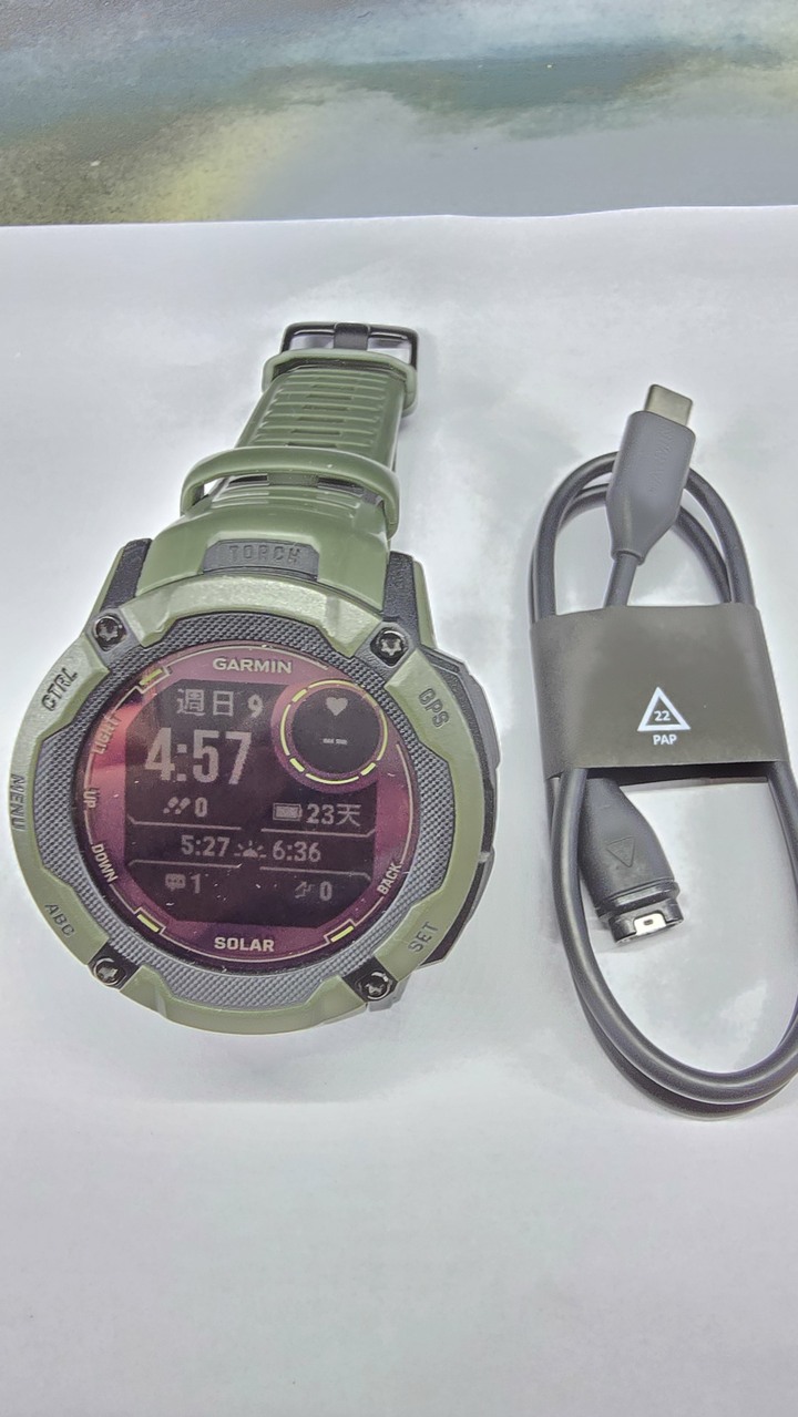 二手Garmin Instinct2X Solar 松石綠 (手電筒 太陽能 雙頻 GPS)